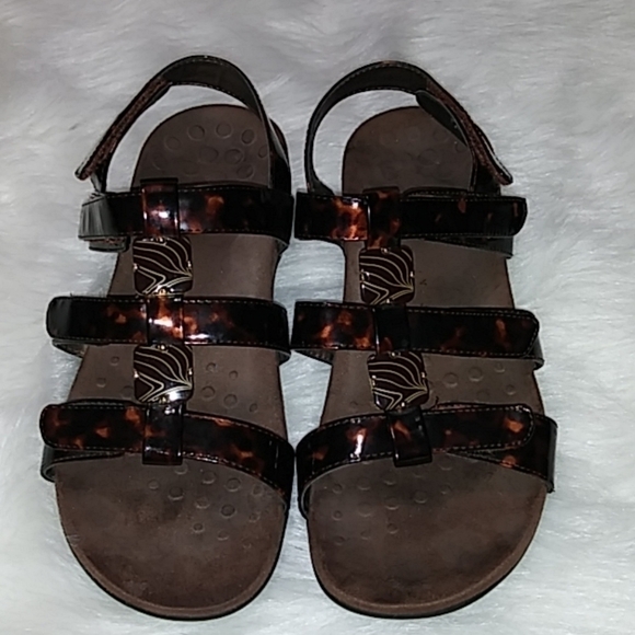 Vionic‎ Amber Tortoise Sandals - Picture 1 of 8